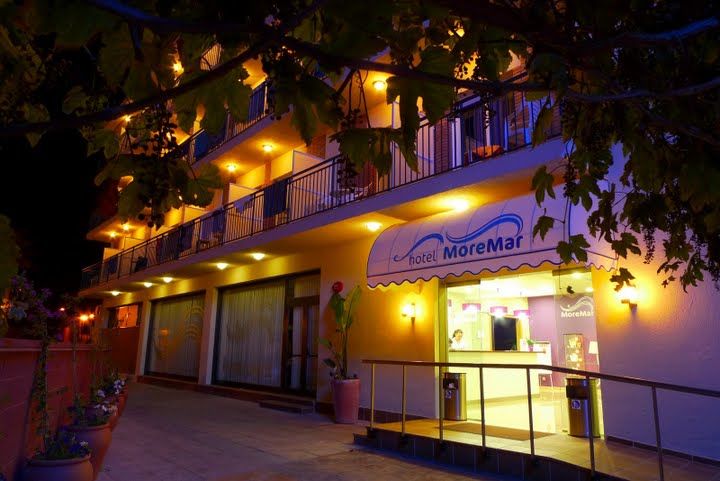 Hotel Moremar By Alegria Lloret de Mar Exterior foto